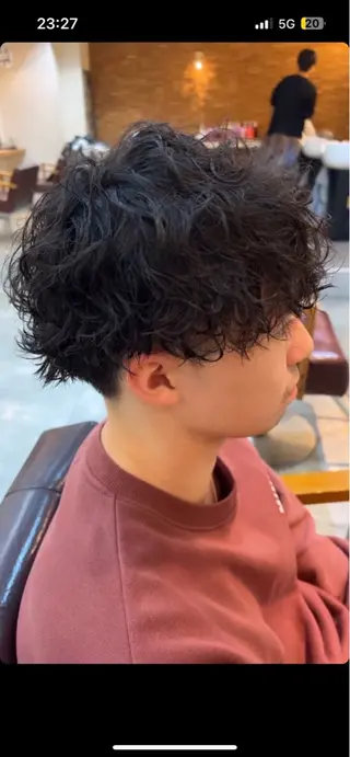 パーマ メンズ 透明感・艶感 小坂隼斗のヘアスタイル