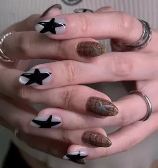 ネイル 🍑 momo_nailのネイルデザイン