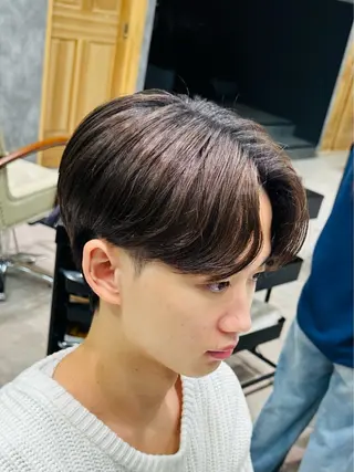 カラー メンズ 井川　シャドウパーマ ニュアンスパーマのヘアスタイル