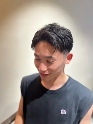 メンズ 塩川ももこ/ 自然な縮毛矯正のヘアスタイル