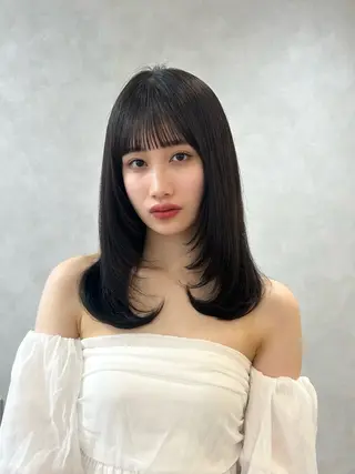 ミディアム カラー ❤️ショートカット ・顔周りカット❤️のヘアスタイル