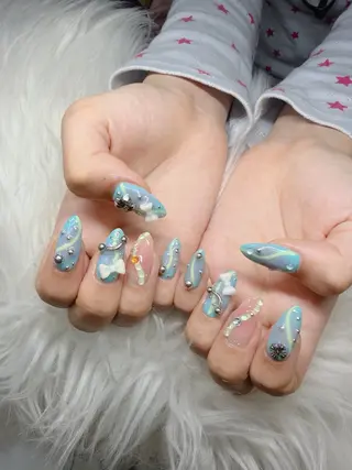 ネイル Lee Nailsのネイルデザイン