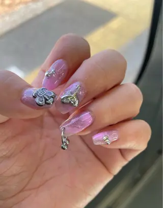 ネイル Enny ネイルサロンのネイルデザイン