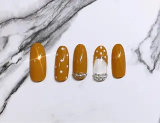 ネイル VIERU 🌈🎀💖のネイルデザイン