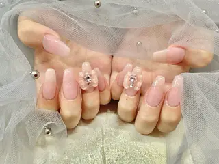 ネイル Luna K.のネイルデザイン