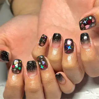ネイル 【OKIKA】 らん🦖🌈🧡のマツエク・マツパデザイン