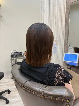 ミディアム ラモードイワイ土岐 / 太田のヘアスタイル