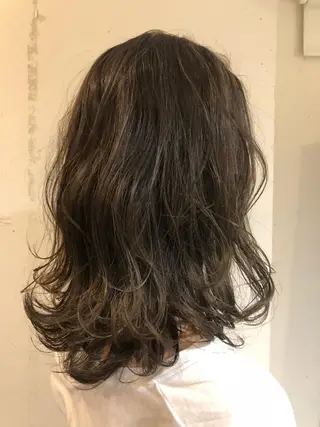 セミロング カラー ヘアアレンジ 透明感カラー🤎 ゆりのヘアスタイル