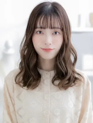 セミロング 森永 薫のヘアスタイル