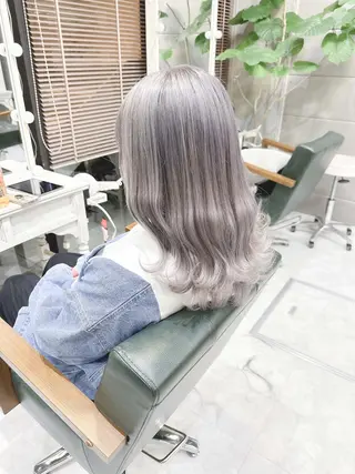セミロング カラー ヘアアレンジ Days 透明感カラーのヘアスタイル