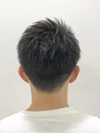 ショート メンズ LOOP 佐藤のヘアスタイル
