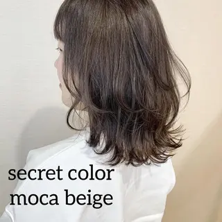 ミディアム ブリーチカラー💛 石川慧南のヘアスタイル