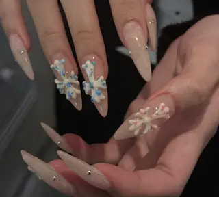 ネイル エリ🫧 nail池袋東口のネイルデザイン