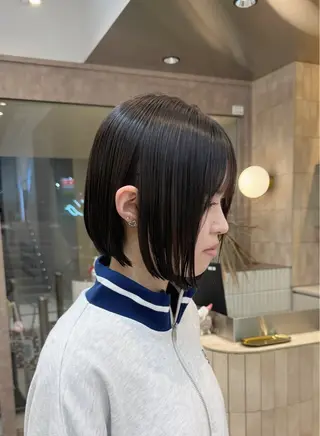 ミディアム レイヤー/艶髪/ボブ /くびれ/伊藤　勇司のヘアスタイル