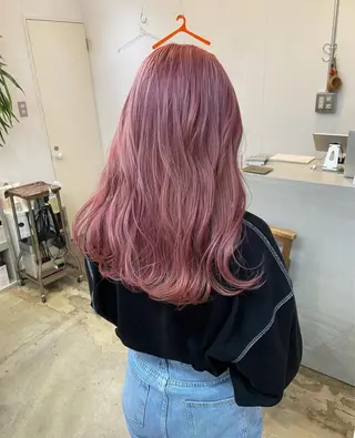 ロング カラー Rune シュトウダイチのヘアスタイル