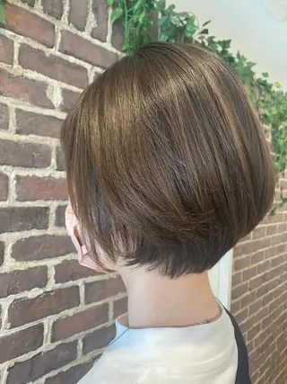 ショート 新井 菜摘のヘアスタイル