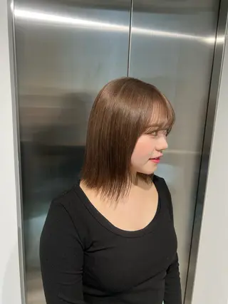 ミディアム カラー 赤みゼロ/透明感 カラー🌿KANTAのヘアスタイル