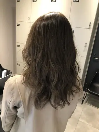 セミロング カラー レイヤー×髪質改善 ×透明感/杉田 圭のヘアスタイル