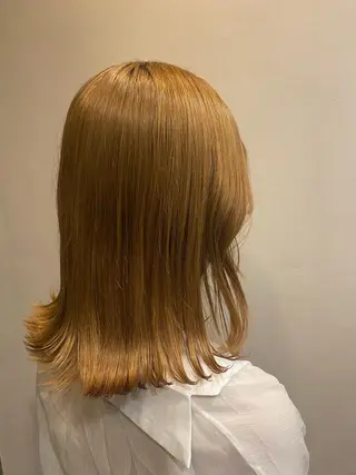 ミディアム カラー ヘアアレンジ 金ウンス 髪質改善カラーのヘアスタイル
