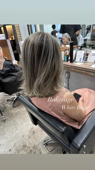 ロング カラー Mikuri 【Little】のヘアスタイル