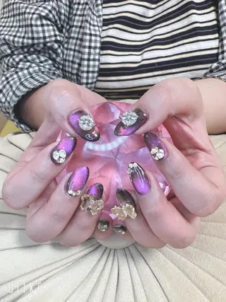 ネイル Toujours所属・山崎 美姫のネイルデザイン