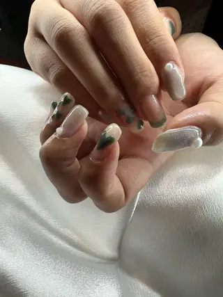 ミディアム YOKOSUKA🌊 NAIL🌿🫧💛のネイルデザイン