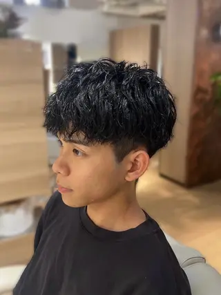 ショート パーマ メンズ 梅田茶屋町メンズ 専門美容師 山元一平のヘアスタイル