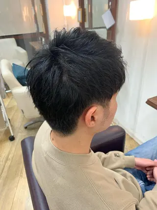 メンズ 【扱いやすいパーマ】 眞鍋拓己のヘアスタイル