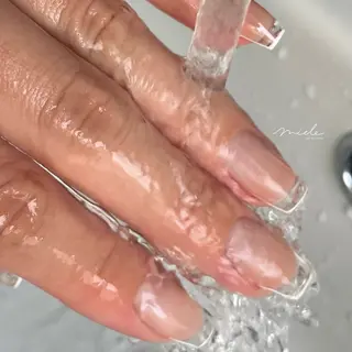 ネイル miele【ミエレ】 海外シンプルデザインのネイルデザイン