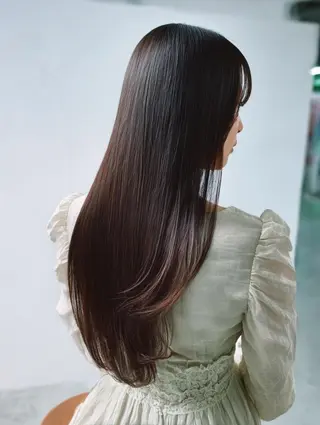 ミディアム TELAHAIR 髪質改善特化型サロンのヘアスタイル