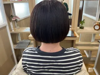 ショート カラー 鈴木 結のヘアスタイル