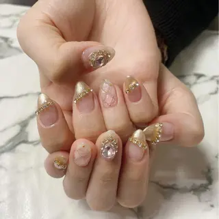 ロング カラー ネイル Q Free nailsのネイルデザイン