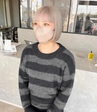 ミディアム mood alissaのヘアスタイル