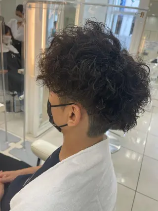 ショート パーマ 成田 一貴のヘアスタイル