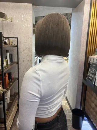 ショート レイヤー/美髪矯正 /赤味消し 古舘悠登のヘアスタイル