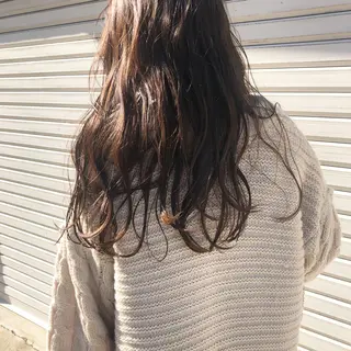 カラー 大山 茶子のヘアスタイル