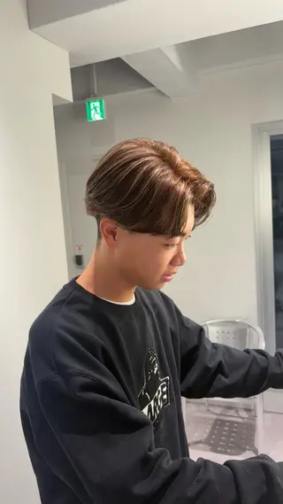 ミディアム カラー メンズ 高橋 周のヘアスタイル