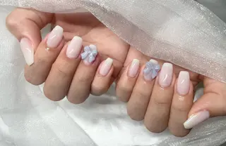 ネイル Roi〈ロワ〉 Minakoのネイルデザイン