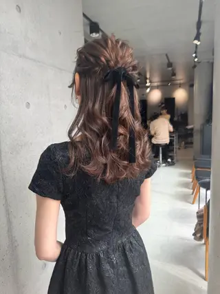 ロング カラー パーマ ヘアアレンジ 透明感/オリーブ/ グレージュ/YUKAのヘアスタイル