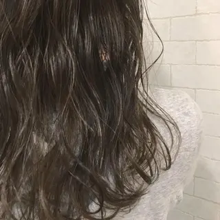 セミロング カラー パーマ ヘアアレンジ IVY villa Suzu.のヘアスタイル