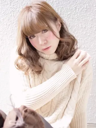 ミディアム 浜田 敦史のヘアスタイル