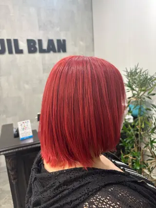 ショート カラー 市毛 結菜のヘアスタイル