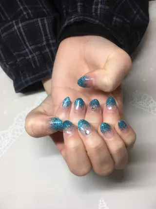 ネイル 新宿ネイルサロン ジェミディローサのネイルデザイン