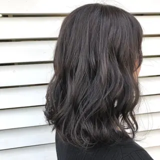 ミディアム カラー 菅沢 奈生のヘアスタイル