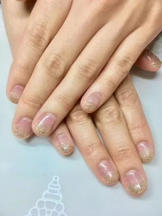 ネイル 新宿ネイルサロン ジェミディローサのネイルデザイン