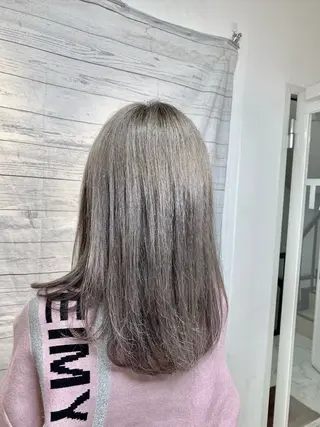ミディアム カラー 成瀬 一生のヘアスタイル