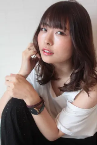 セミロング CURE 朱梨のマツエク・マツパデザイン