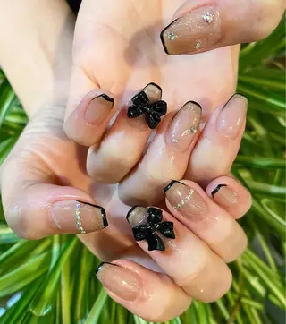 ネイル crystal ⭐︎ colorのネイルデザイン