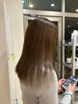 ロング MIDORI🎀 透明感/ベージュのヘアスタイル