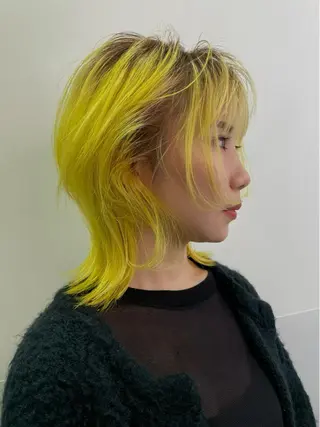 ショート カラー ブリーチ😼 ボブ✍️レイヤーのヘアスタイル
